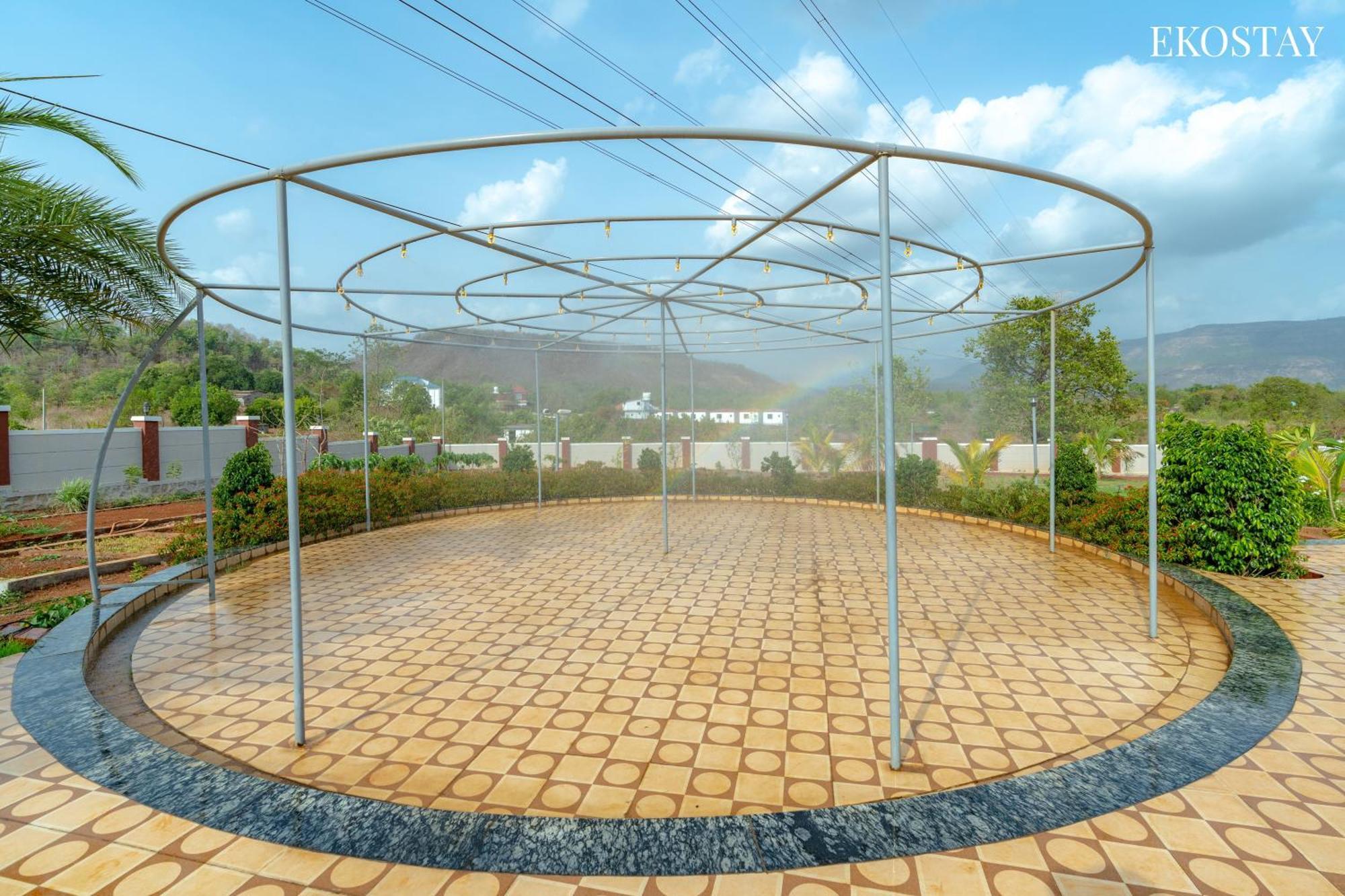 Ekostay Gold Palm Estate I Cricket Turf I Rain Dance I 2 Acre Property Karjat Εξωτερικό φωτογραφία
