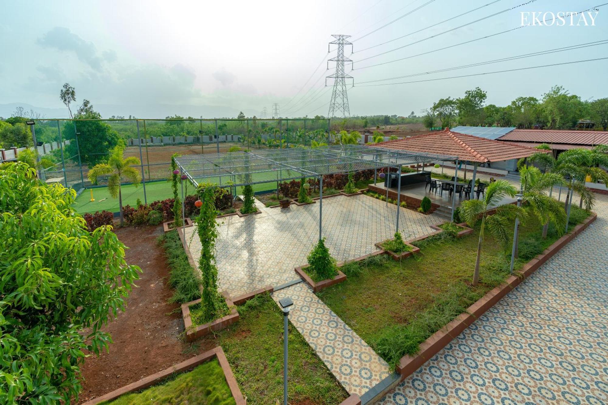 Ekostay Gold Palm Estate I Cricket Turf I Rain Dance I 2 Acre Property Karjat Εξωτερικό φωτογραφία