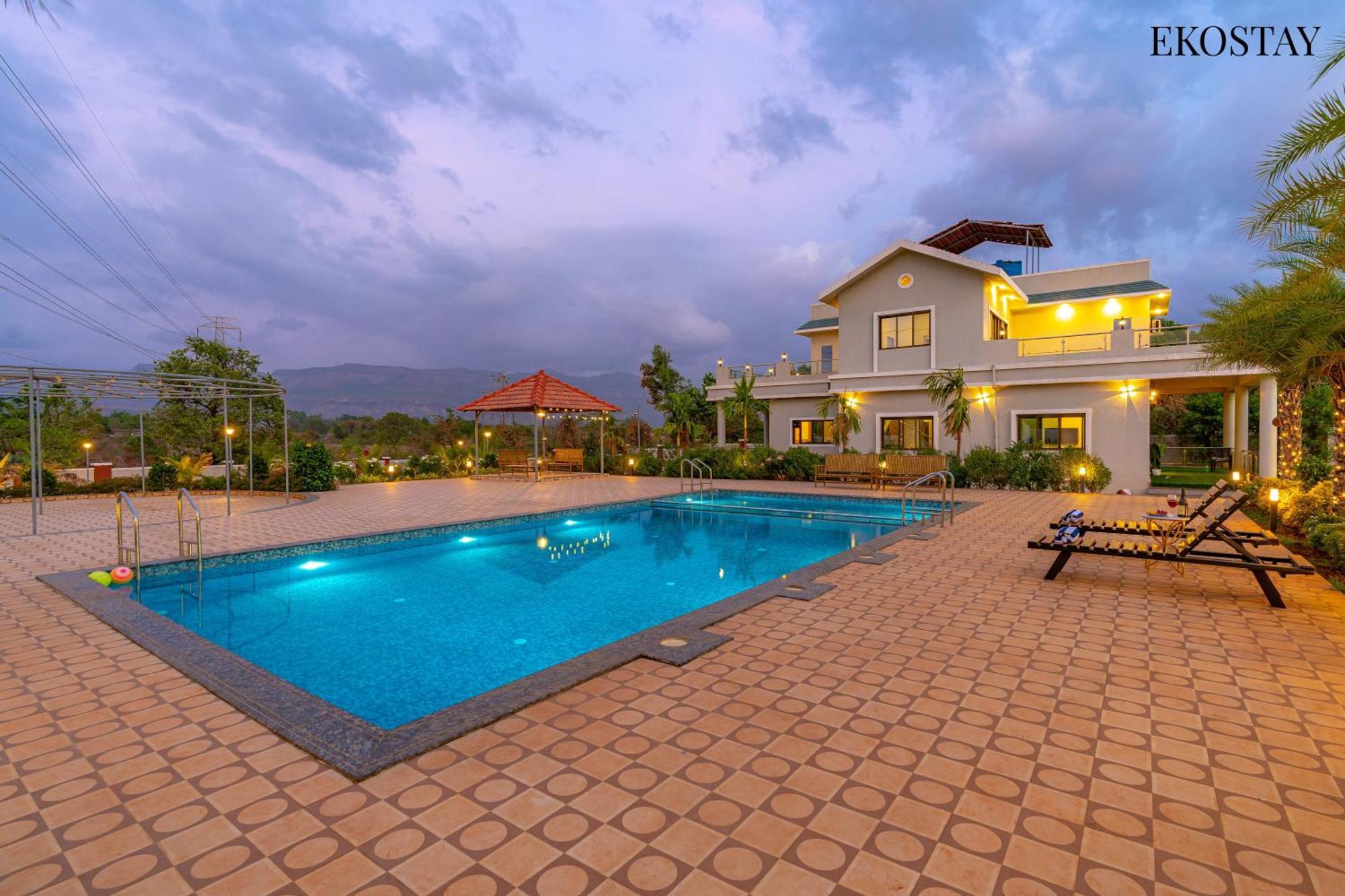 Ekostay Gold Palm Estate I Cricket Turf I Rain Dance I 2 Acre Property Karjat Εξωτερικό φωτογραφία
