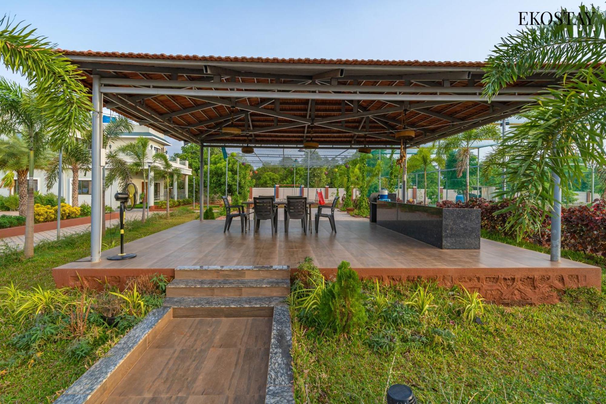Ekostay Gold Palm Estate I Cricket Turf I Rain Dance I 2 Acre Property Karjat Εξωτερικό φωτογραφία