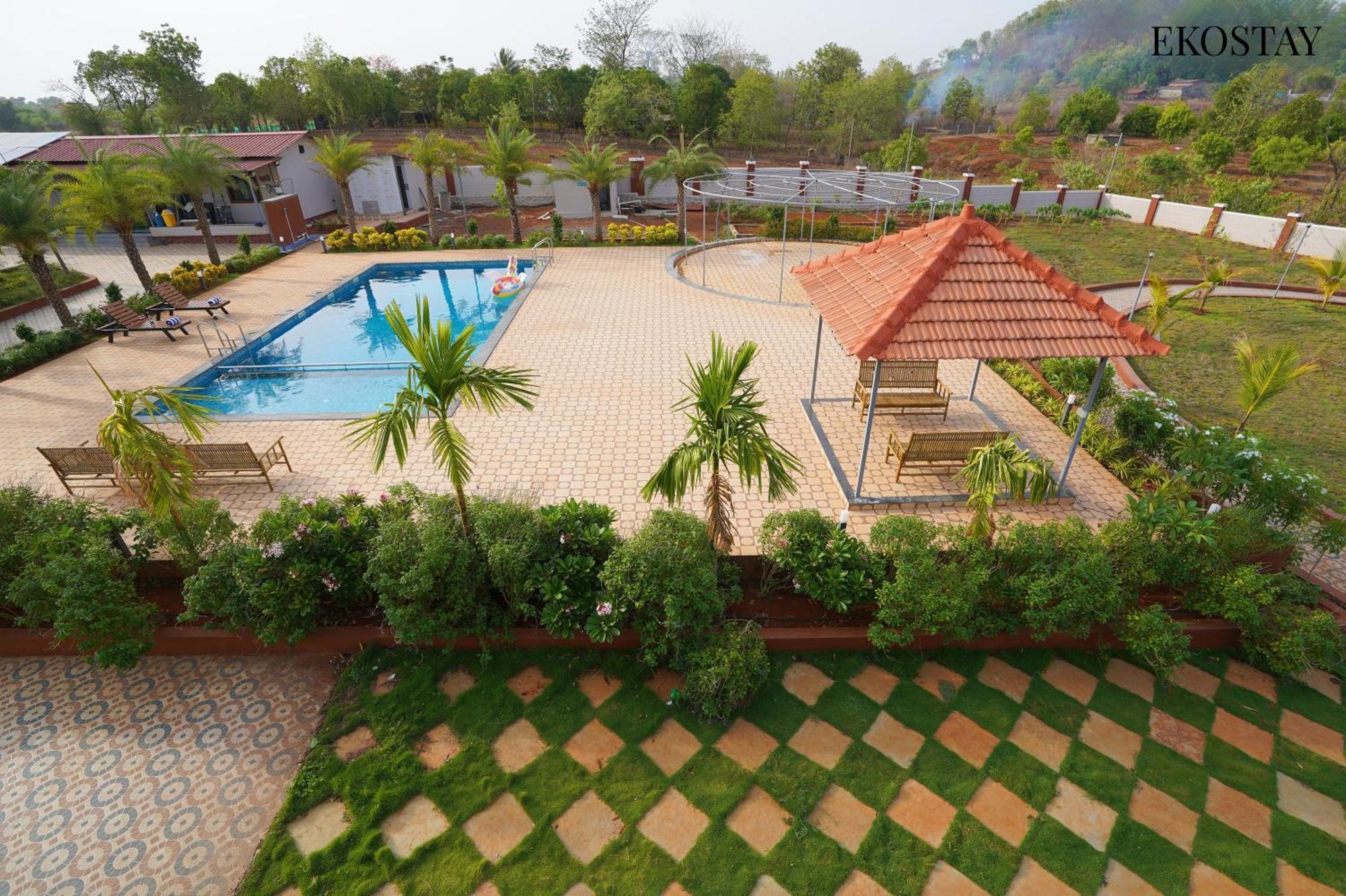 Ekostay Gold Palm Estate I Cricket Turf I Rain Dance I 2 Acre Property Karjat Εξωτερικό φωτογραφία